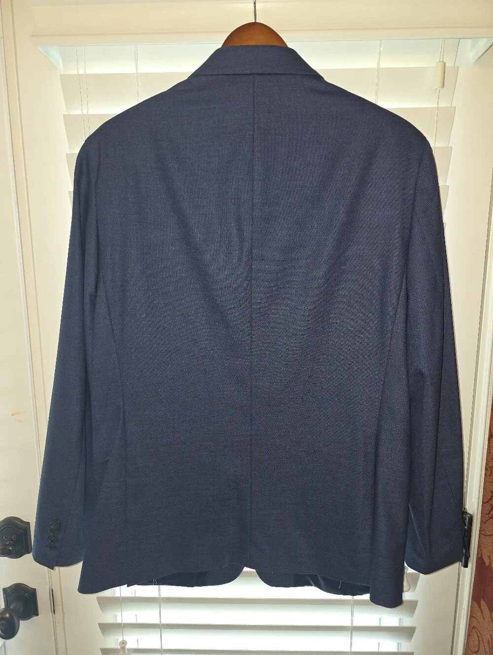 NWOT Banana Republic Slim Fit Wrinkle-Resistant Sharkskin Blazer Blue 44R NEW